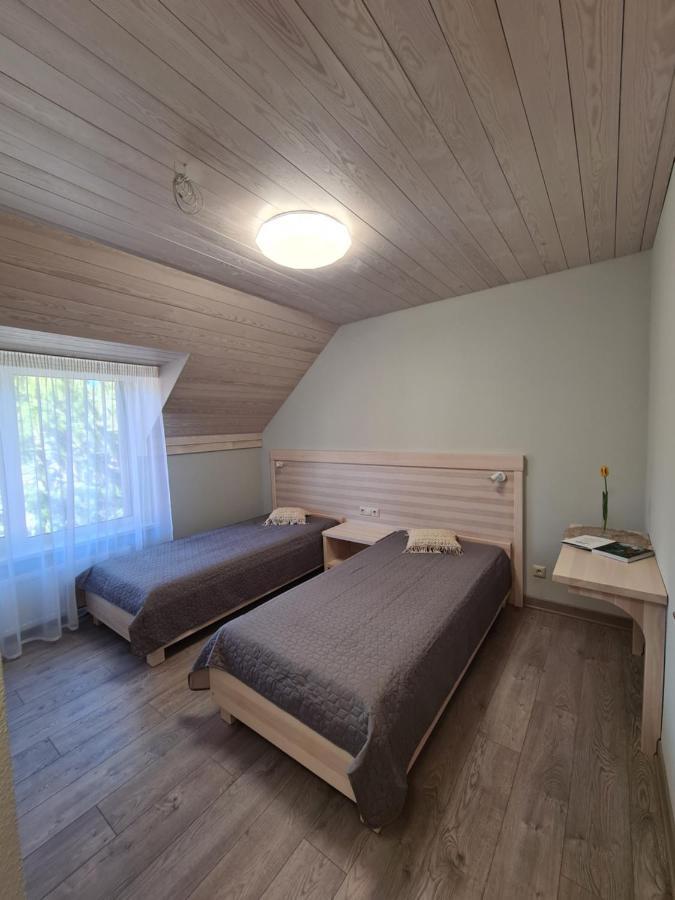 Hotel Viesu Nams Upe Roja Esterno foto