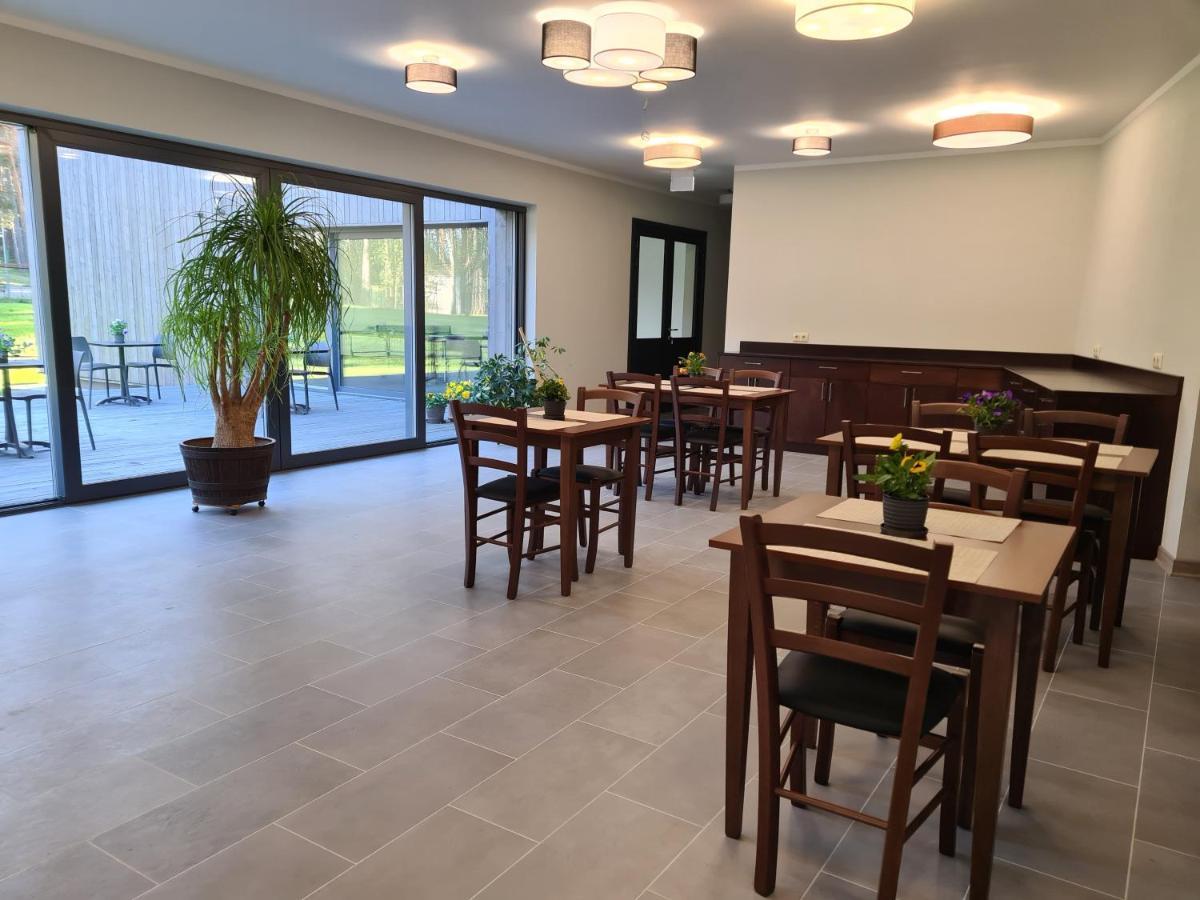 Hotel Viesu Nams Upe Roja Esterno foto